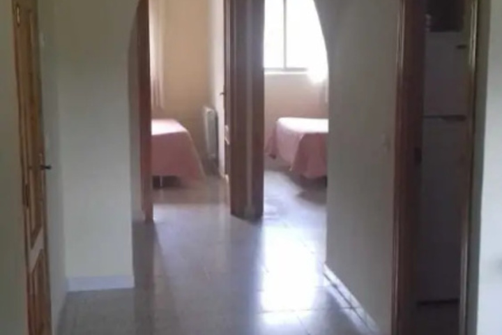 Room 9 of 14