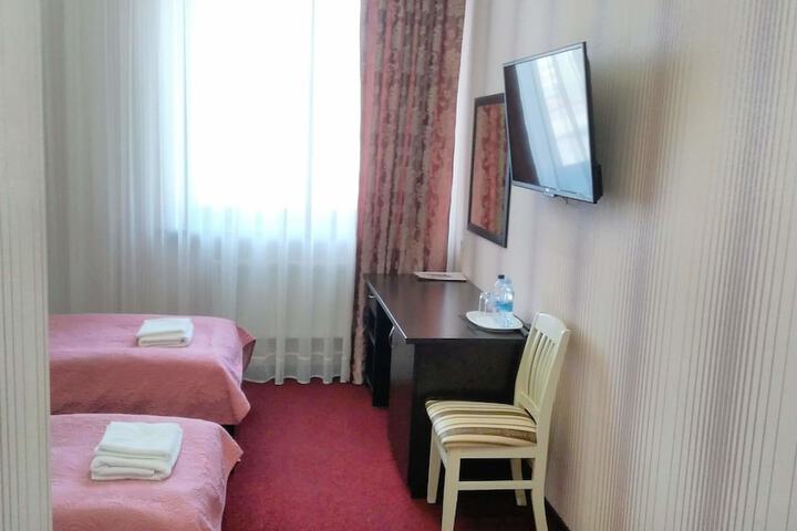 Room 7 of 35