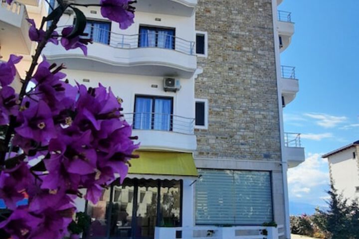 Hotel 17 of 17