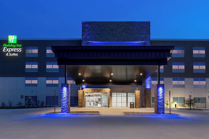Hotel 75 of 87