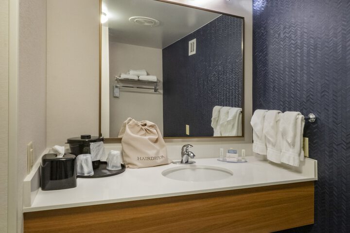Bathroom amenities