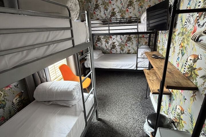 Room 63 of 114