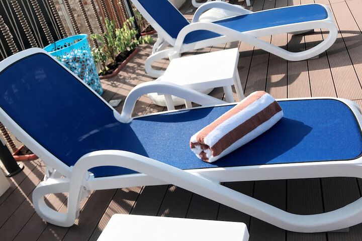 Pool 37 of 76