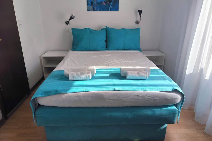 Room 12 of 44