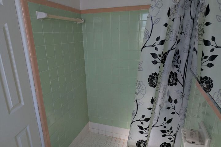 Room 3 of 15