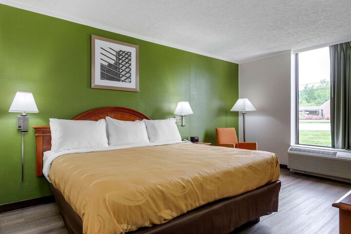 Quality Inn - Roxboro South Roxboro | Bookonline.com