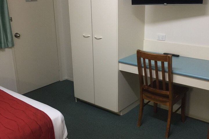 Room 10 of 45