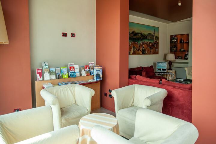 Hotel Lobby