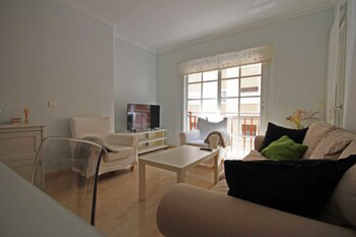 Room 4 of 13