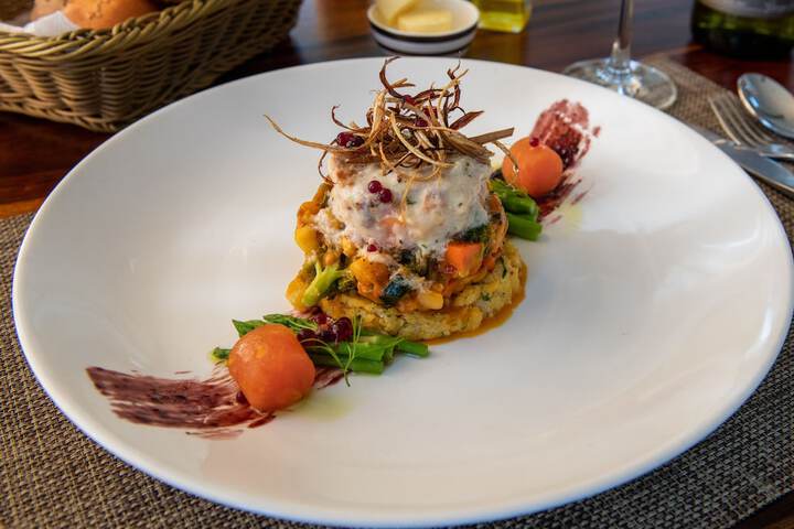 Dining 62 of 123
