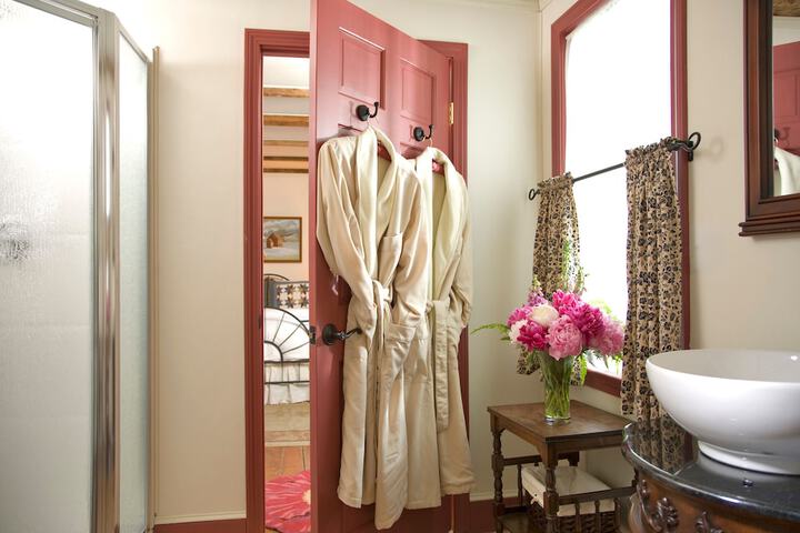 Room 9 of 27