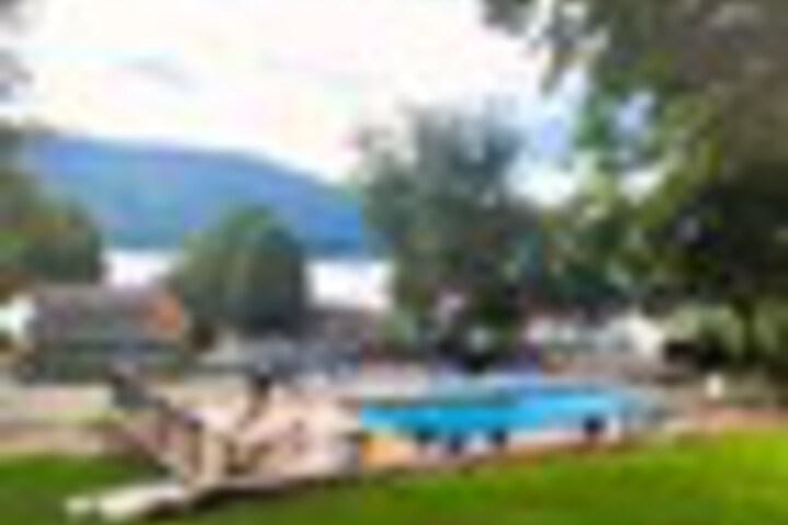 Pool 233 of 342