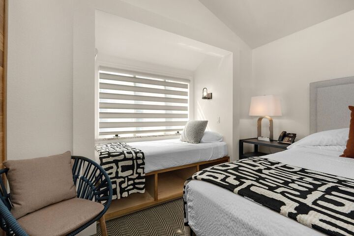 Room 78 of 231