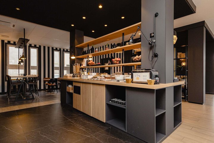 Dining Photos