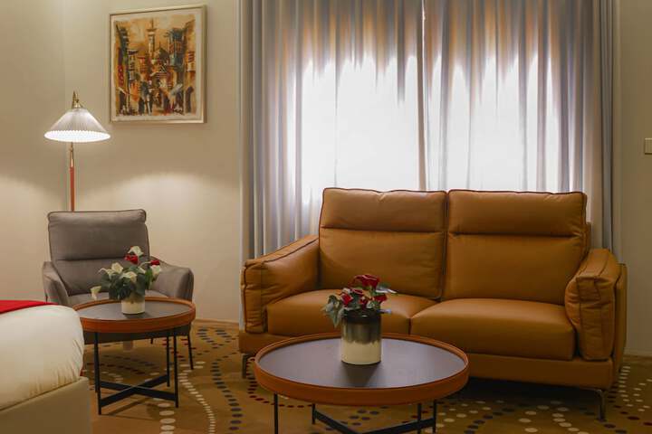 Room 13 of 47