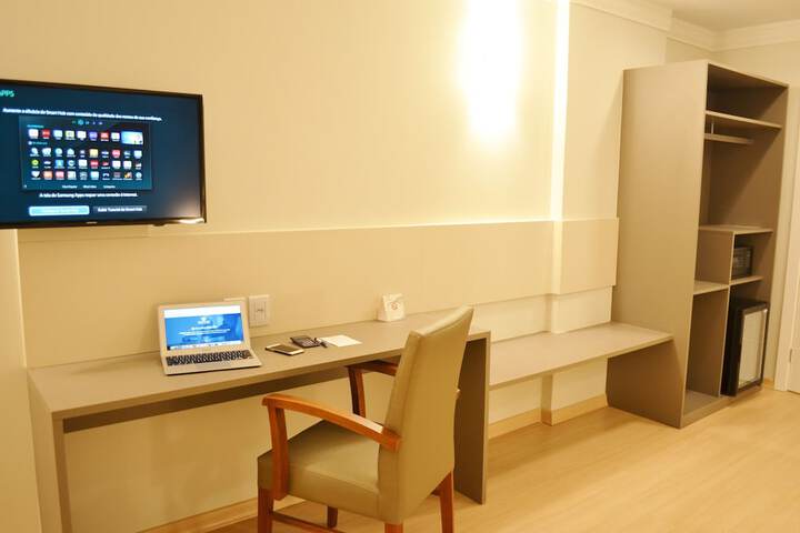 Room 7 of 41