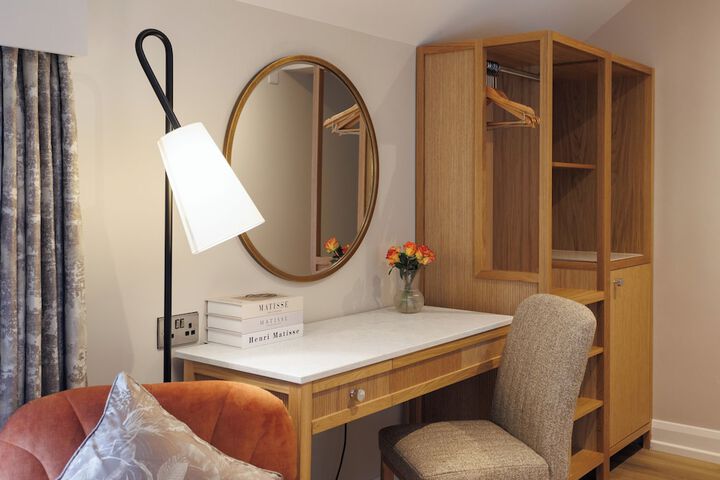Room 21 of 146