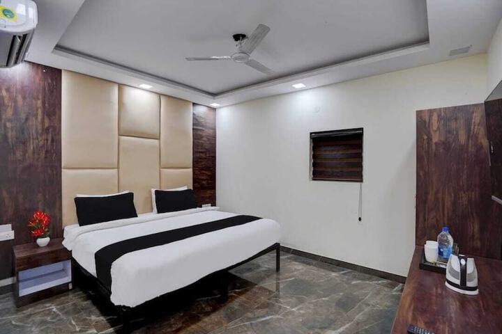 Room 14 of 17