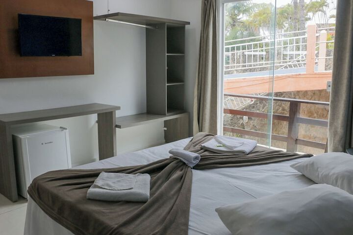 Room 14 of 69