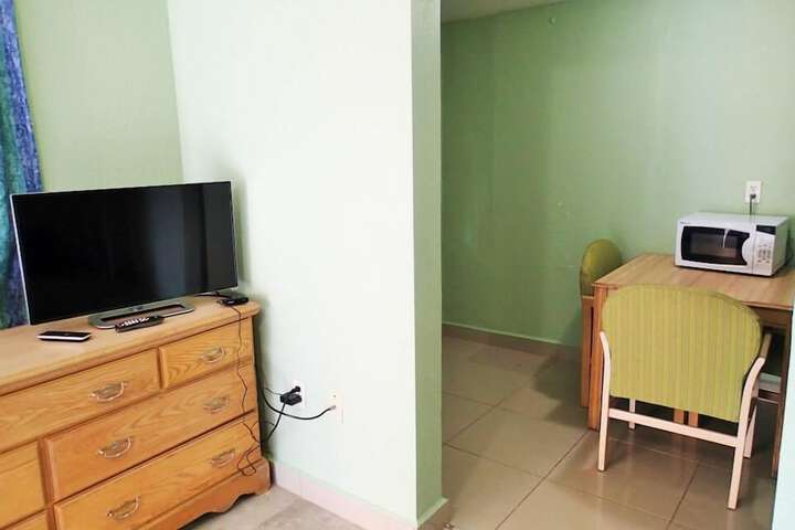 Room 12 of 24