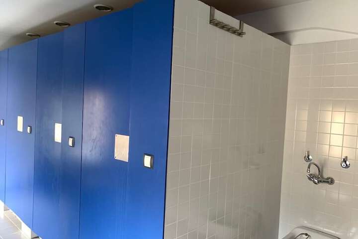 Room 15 of 37