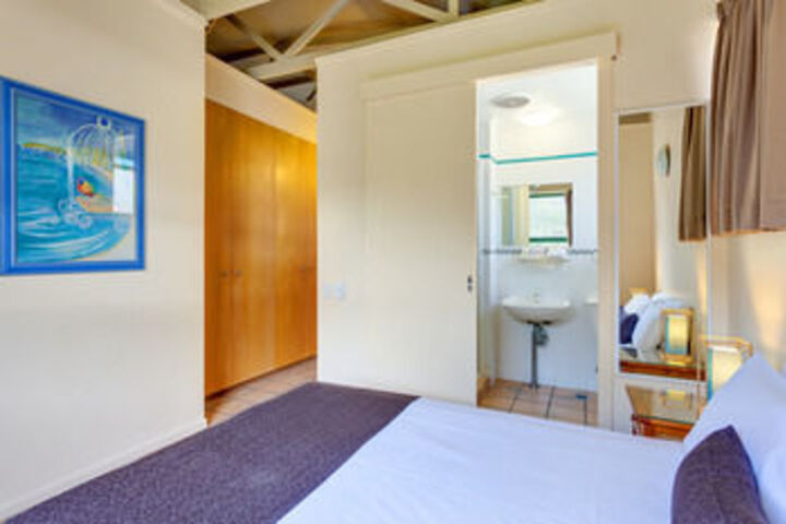 Room 28 of 78
