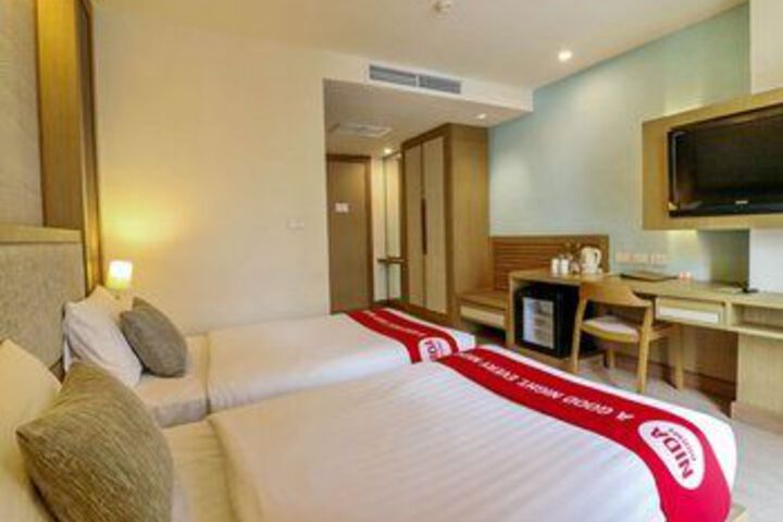 Room 19 of 49
