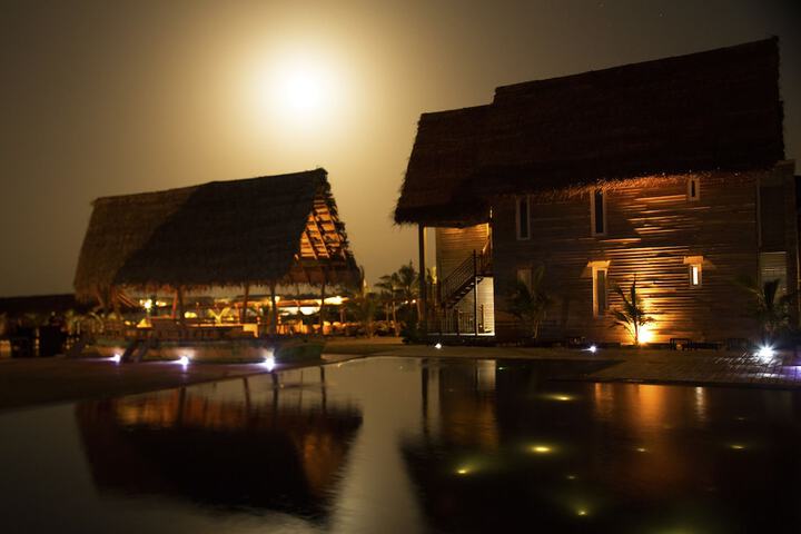 Hotel with Pool
