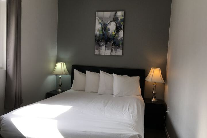 Room 3 of 38