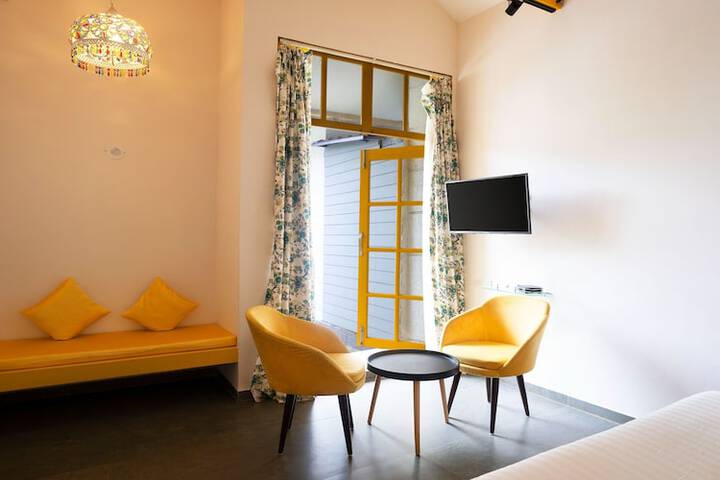 Room 44 of 111