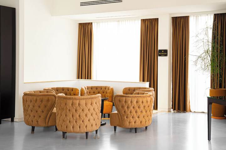 Hotel Interior 6 of 47