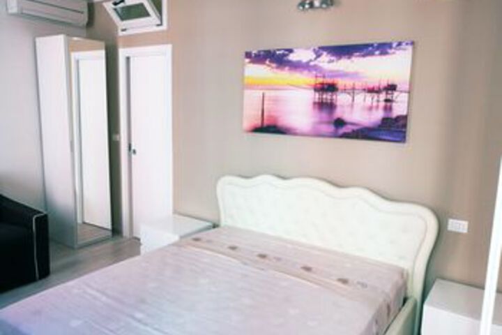 Room 67 of 98