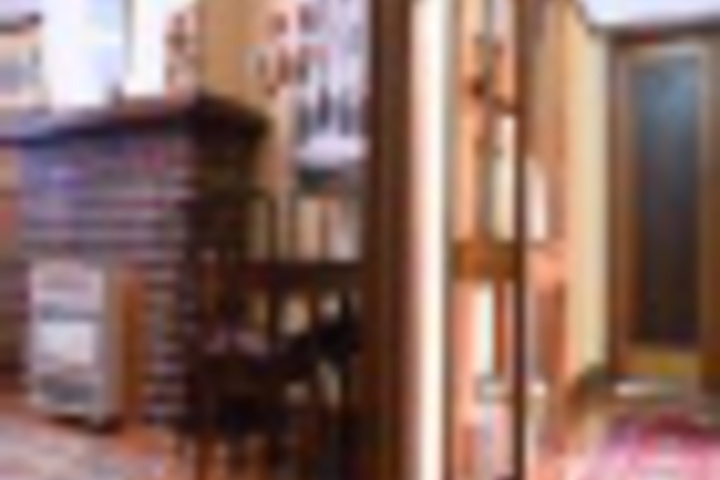 Room 302 of 360