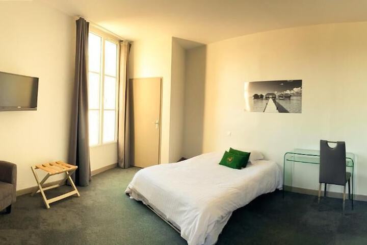 Room 3 of 11