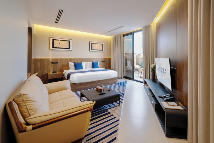 Room 4 of 23