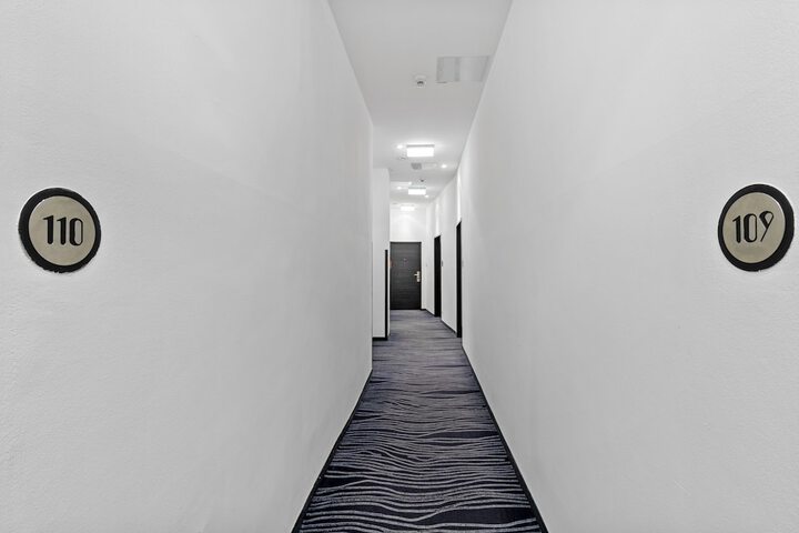 Ballroom/Hall 57 of 62