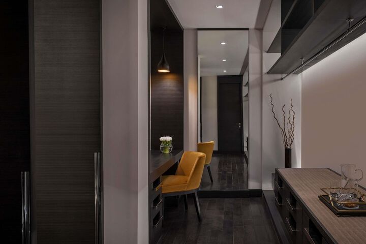 Room 91 of 268