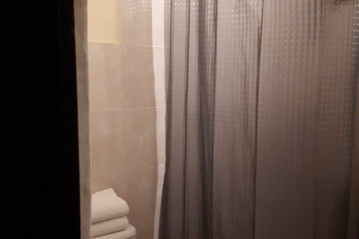 Room 80 of 94