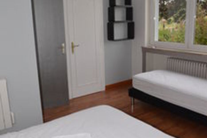 Room 5 of 15