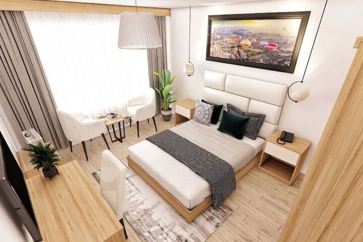 Room 3 of 33