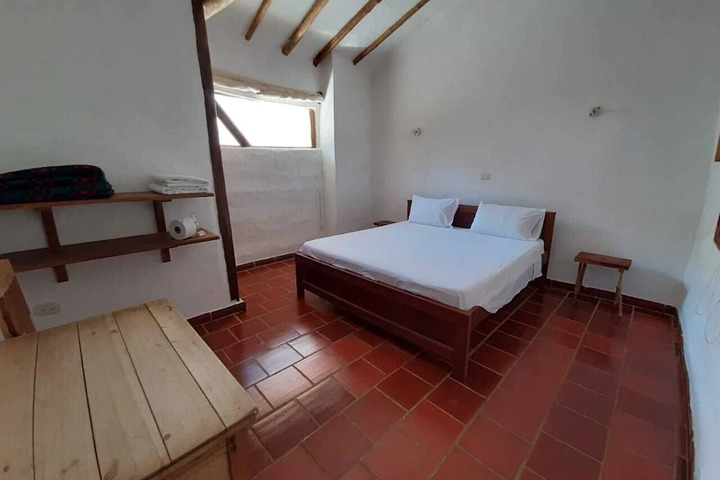 Room 8 of 8