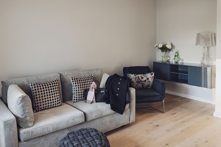 Room 25 of 59