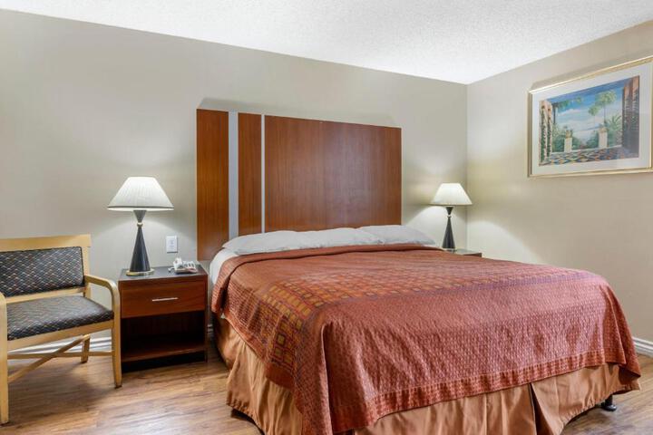 Classic Single Room (9 of 9)