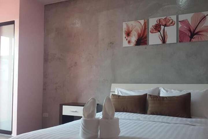 Room 18 of 40