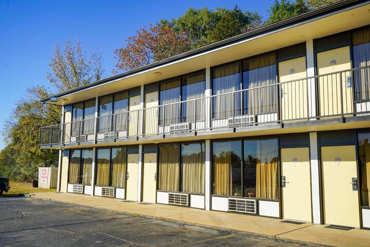 Hotel 48 of 54