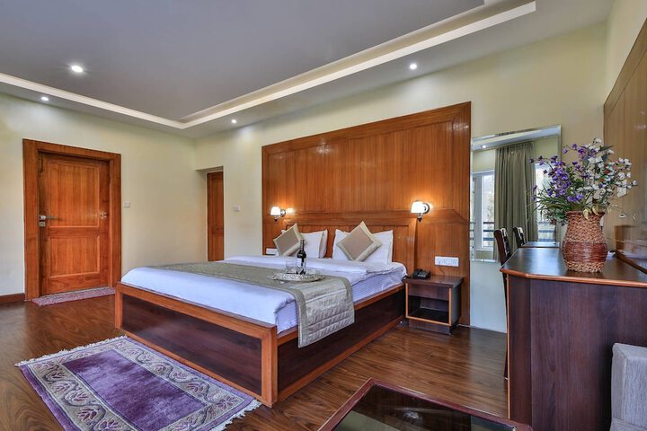 Room 18 of 30