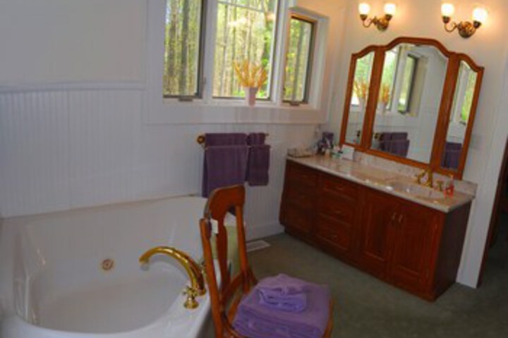 Room 6 of 32