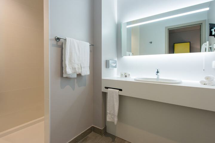 Room 21 of 55