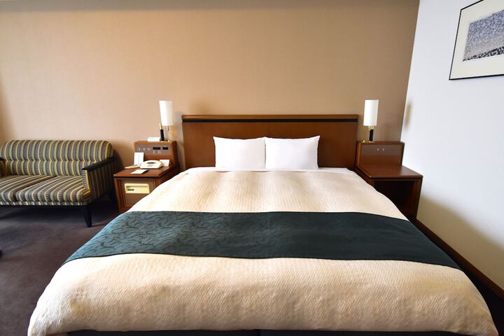 Room 14 of 85