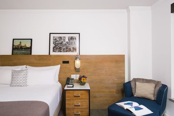 Room 8 of 54